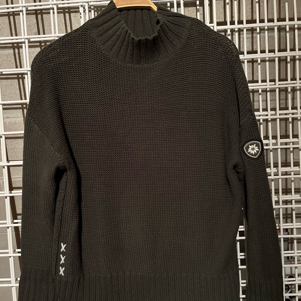 Alp n Rock oversized cotton sweater size small, never worn